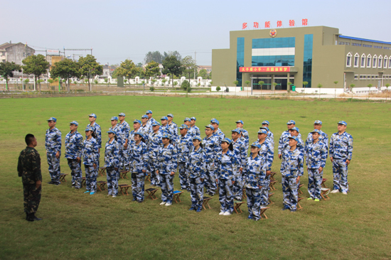 百代黃埔軍校拓展訓練